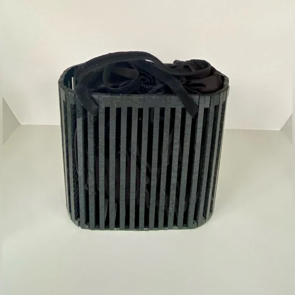 LOVESTITCH Resin Tote Bag, Shoulder Bag, Handbag, Pearl-Black - Picture 2 of 10